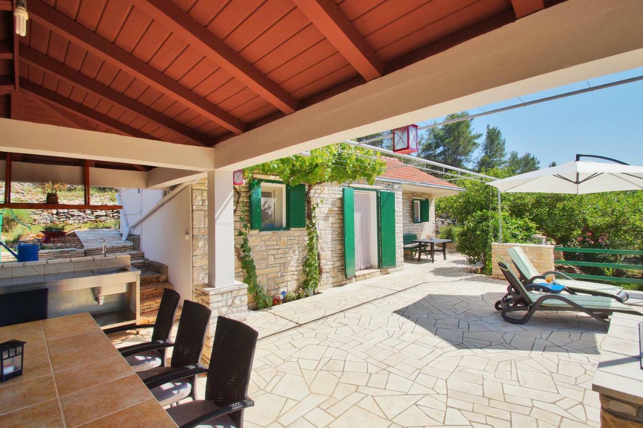 Holiday Home Liberan فيلا لوكا المظهر الخارجي الصورة