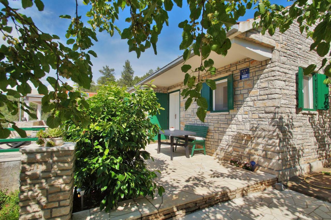 Holiday Home Liberan فيلا لوكا المظهر الخارجي الصورة